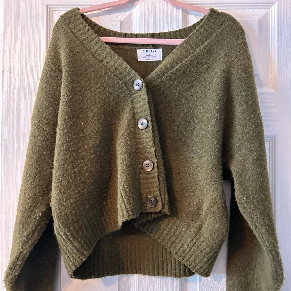 Old Navy Olive Green Cropped Botton Cardigan Sweater - Picture 4 of 4